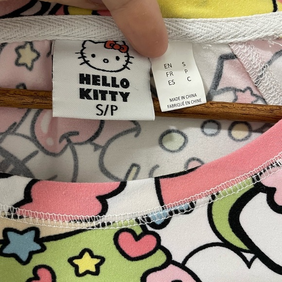 #144-HELLO KITTY- long sleeve graphic shirt - Picture 3 of 3